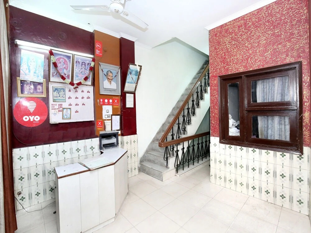 Hotel Aaryans