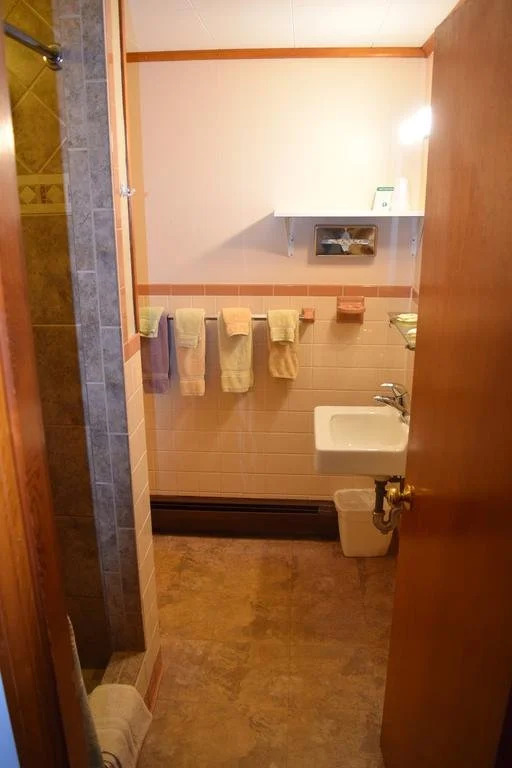 Country Acres Motel