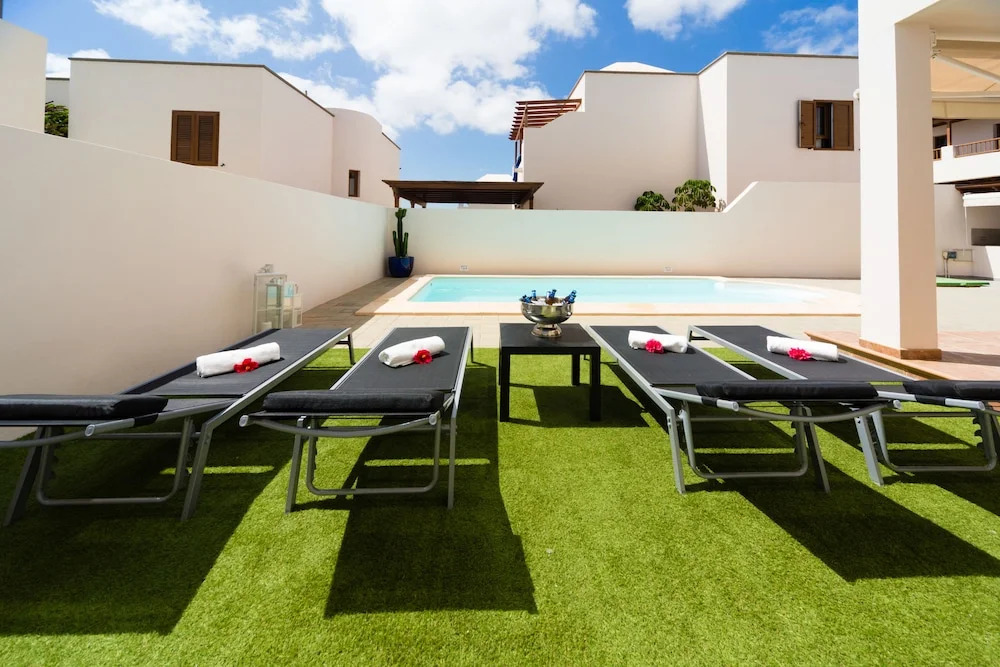 Lighthouse Villa - Private Pool -