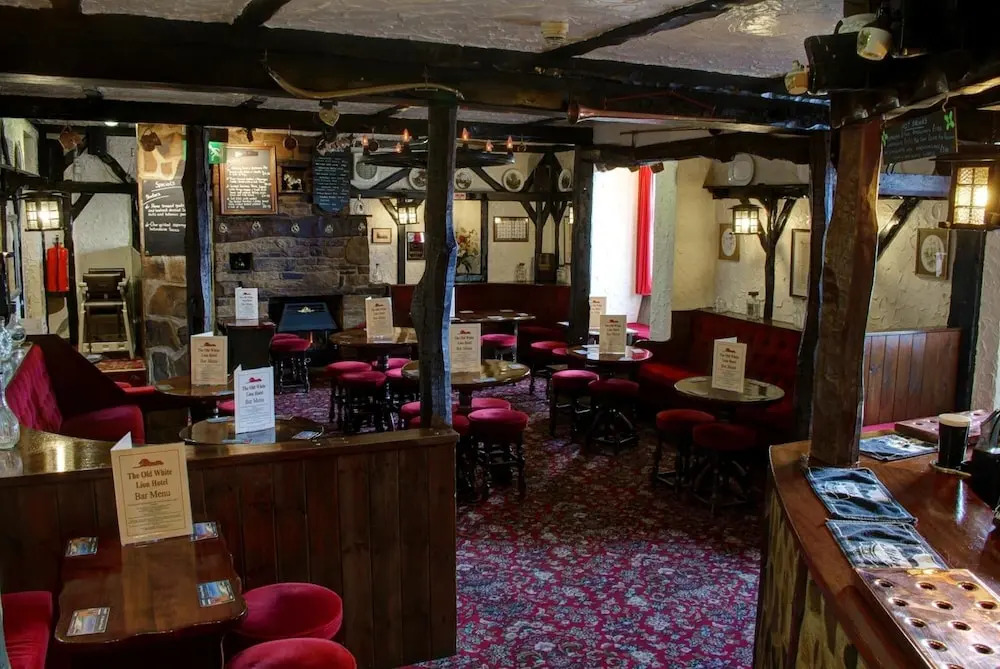 The Old White Lion Hotel