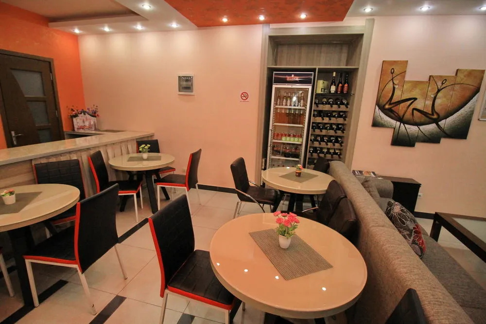 Hotel Almeto