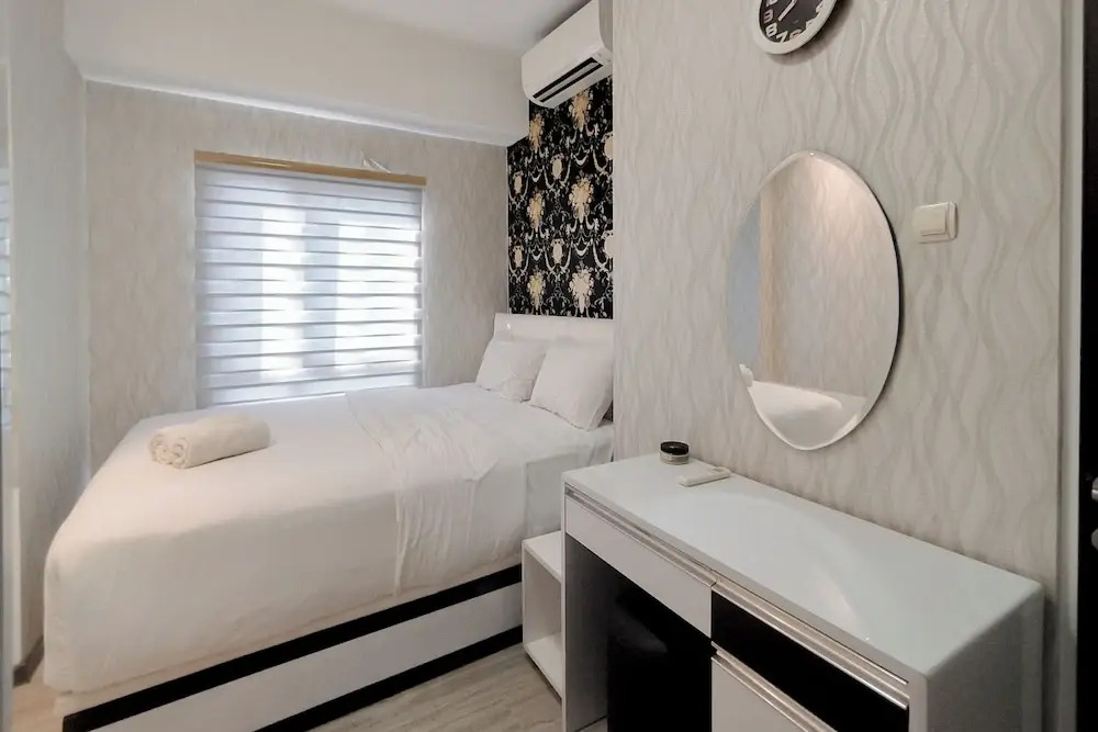 Monochromatic Modern 1Br At Tamansari Prospero Sidoarjo Apartment
