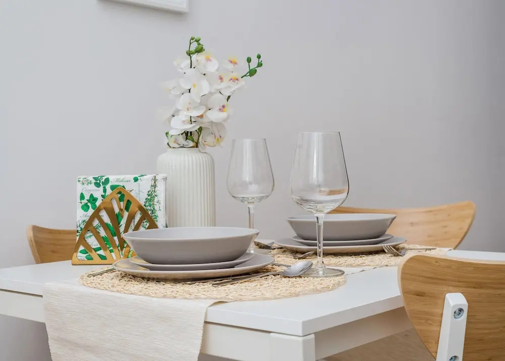 Plac Zbawiciela Comfortable Apartment