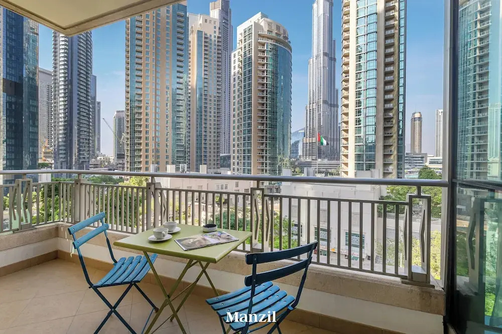 2BR w Burj Khalifa View near Dubai Mall