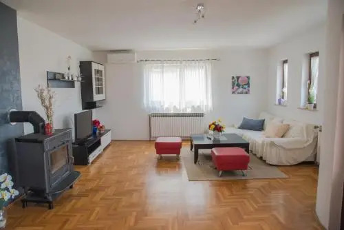 Apartments Jela