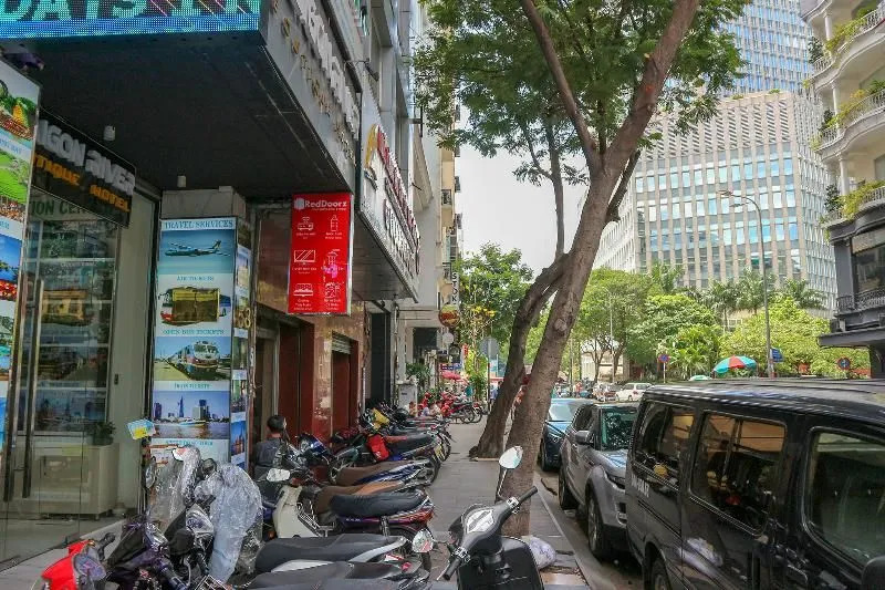 Reddoorz Near Nguyen Hue Walking Street 3