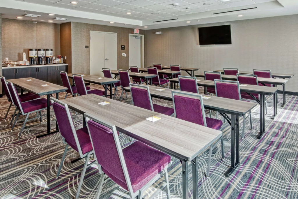 Hampton Inn Fresno Airport