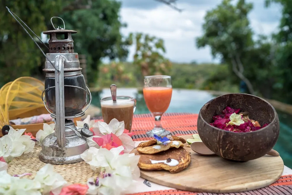 Utopia Rote Lodge