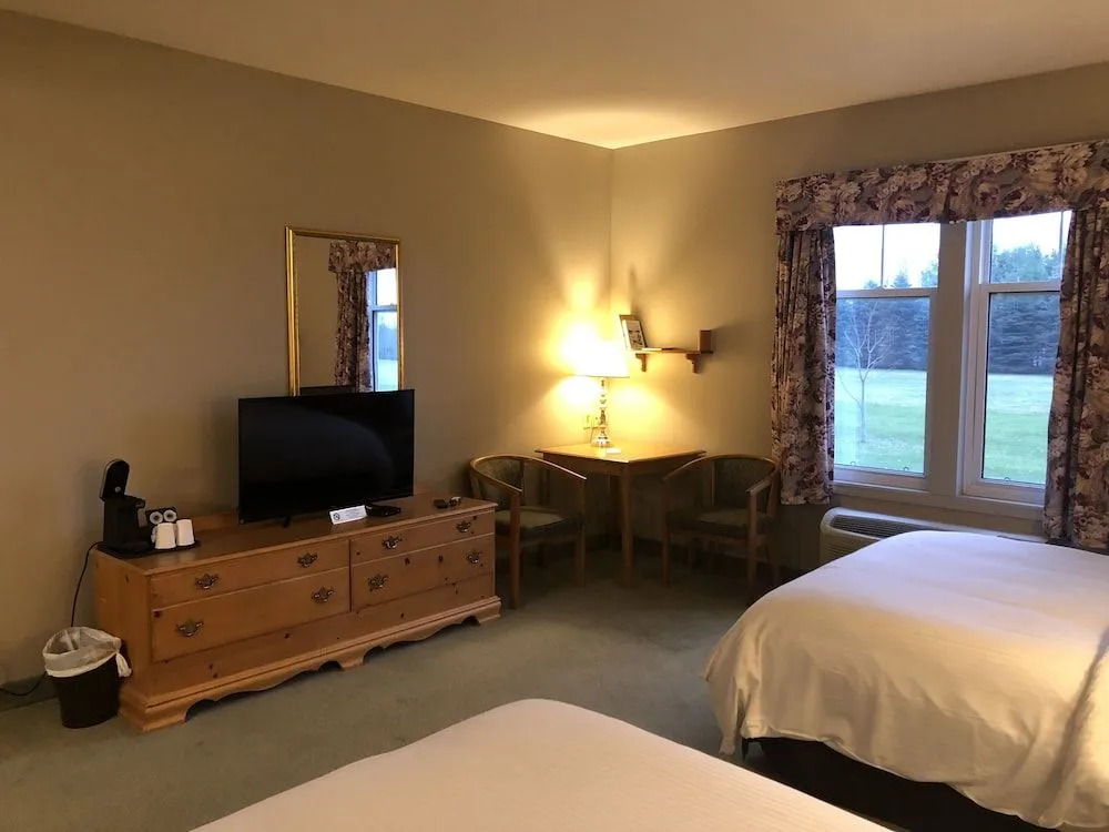 Stone Willow Inn