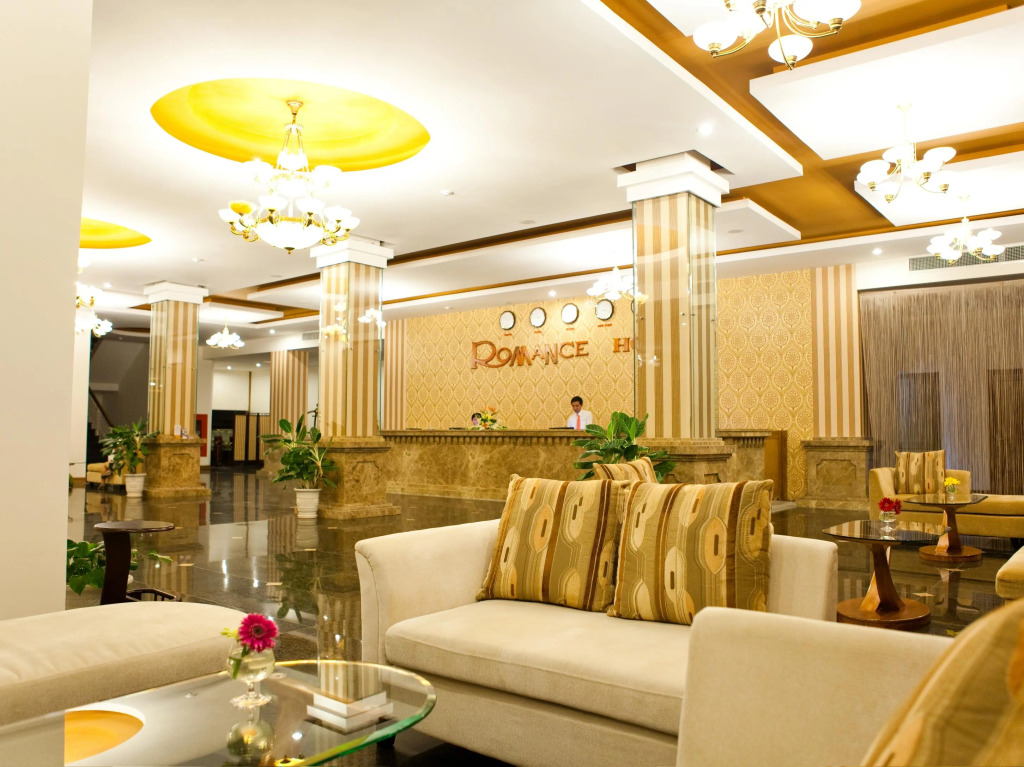 Romance Hotel