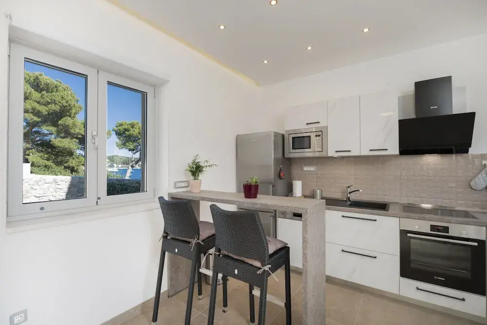 Beach Residences Caroline