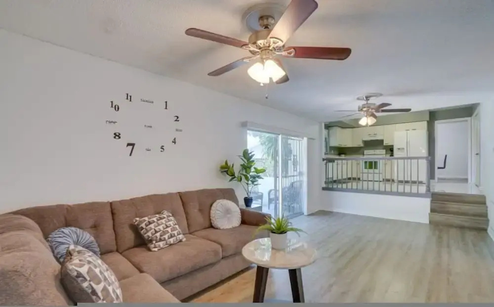 Pool Spacious Central Home 7mile to Beach