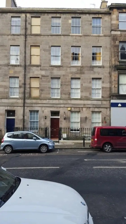 Sakura Edinburgh Guest House