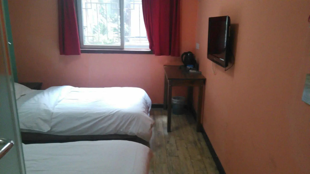 Lucky Family Hostel