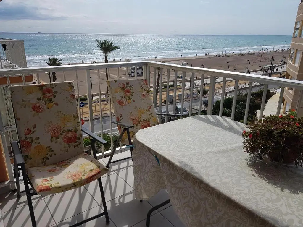 Apartamento 1 Linea San Juan Alicante
