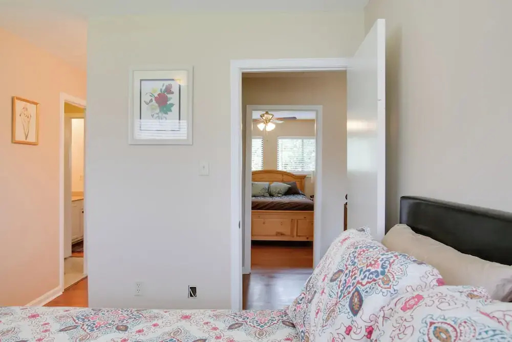 Baton Rouge Townhome w/ Pool Access - 7 Mi to Lsu!