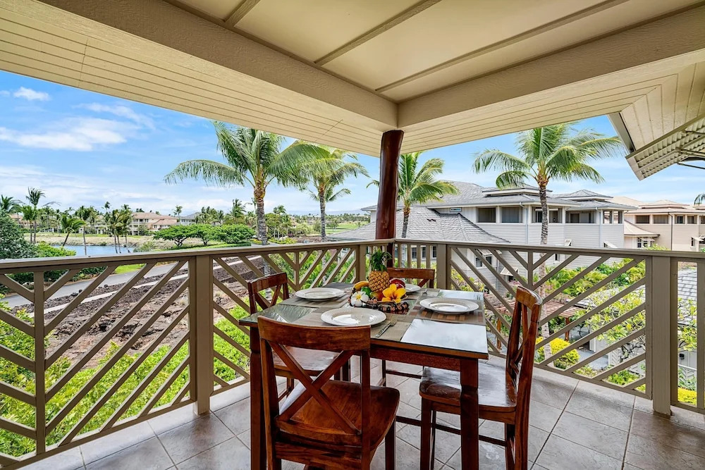M33 Waikoloa Beach Villas