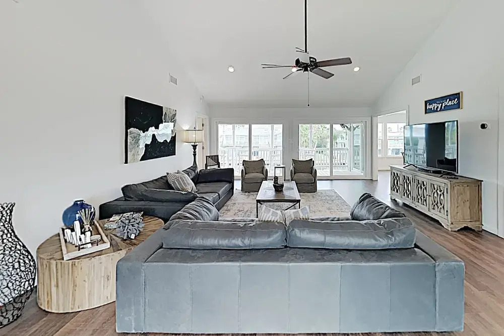 New Listing! The Salt Life: Exquisite W/ Dock 3 Bedroom Home