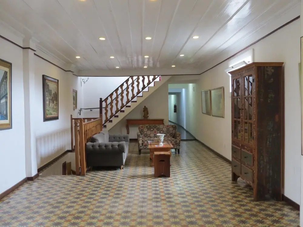 Hotel Colonial