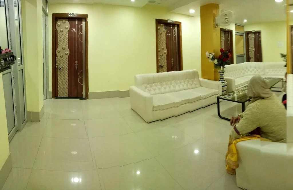 Hotel Grand Silicon