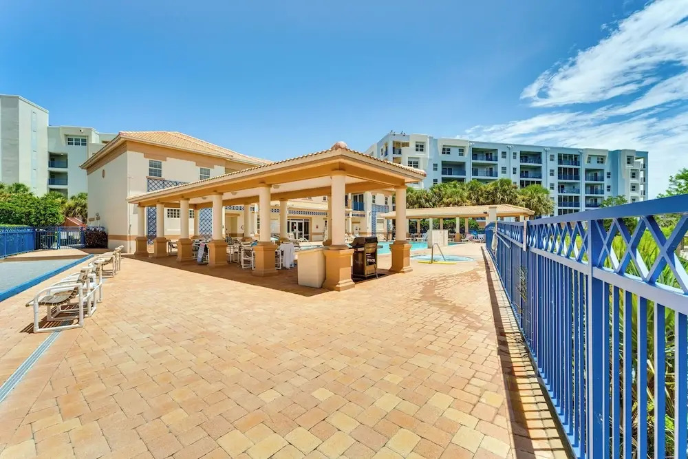 New Smyrna Beach Condo w/ Balcony & Ocean Walk