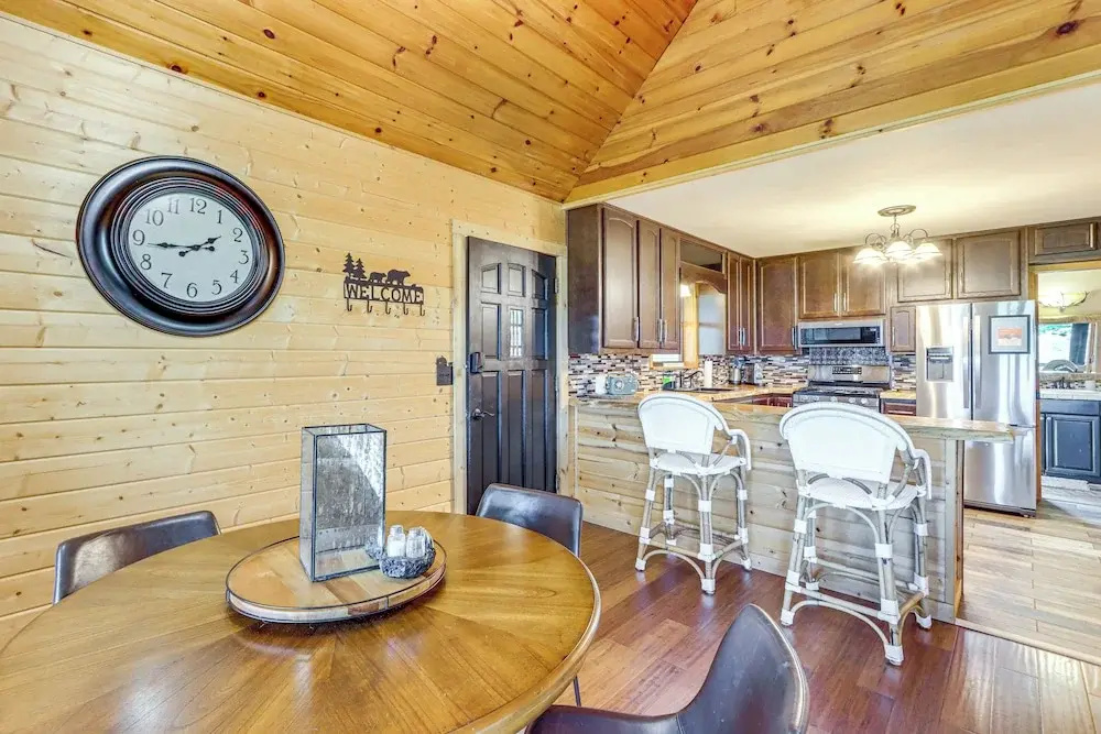 Deck, Panoramic Views: Serene Mineral Bluff Cabin