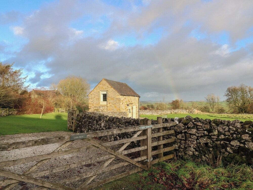 Little Barn