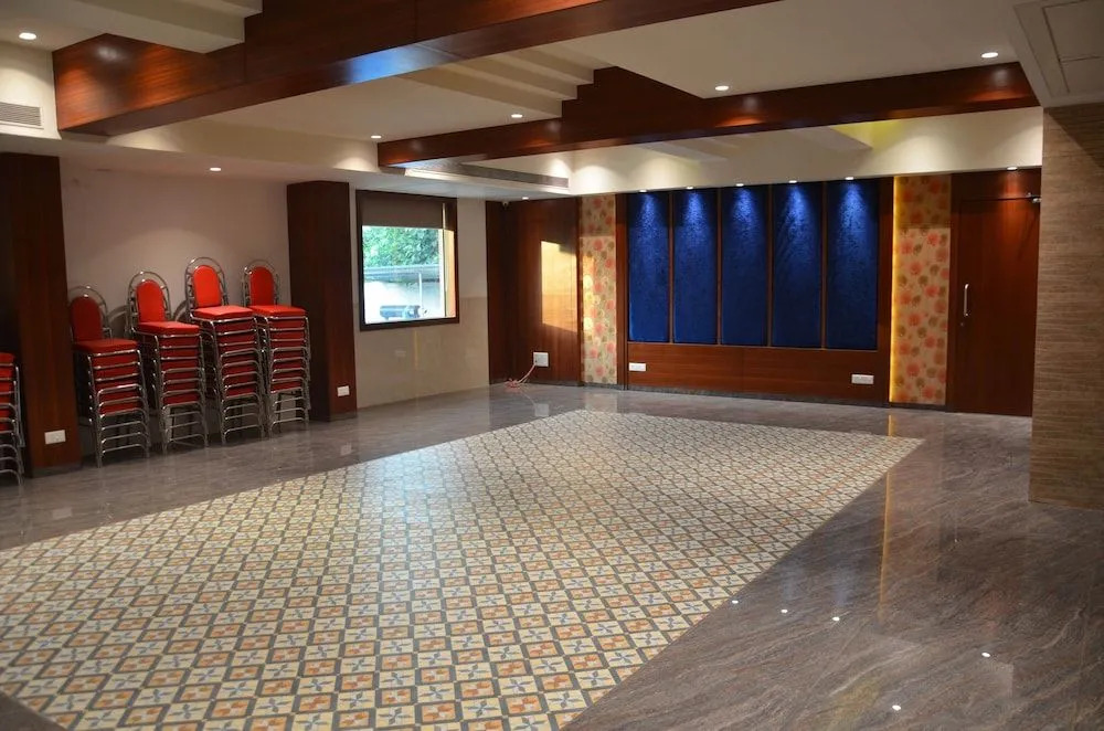 SriKrishna Paradise Hotel Thane Navi Mumbai
