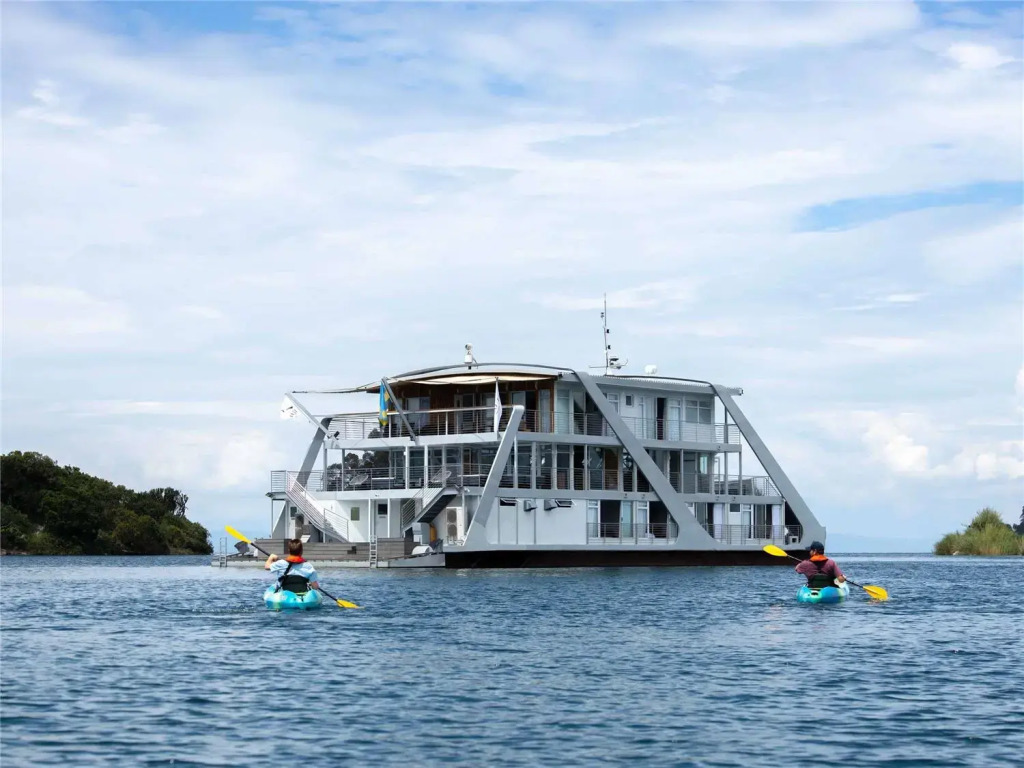 Mantis Kivu Queen uBuranga