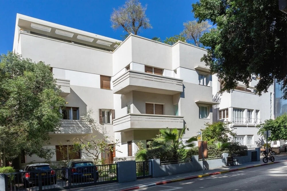 Charming 3BR in Rothschild by HolyGuest