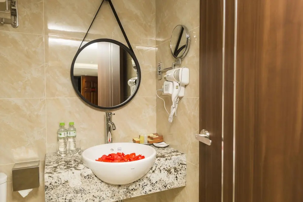 Blubiz Hotel 8