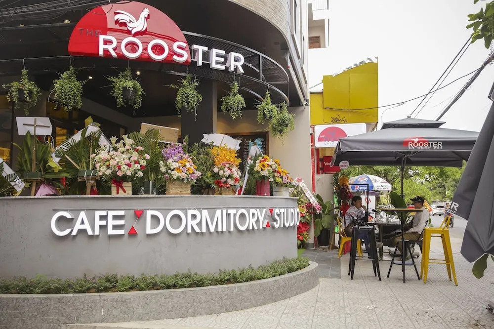 The Rooster Cafe Dormitory  Studio