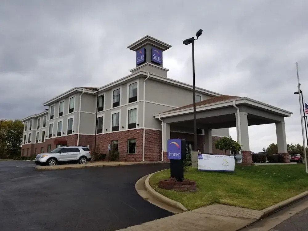 Sleep Inn & Suites