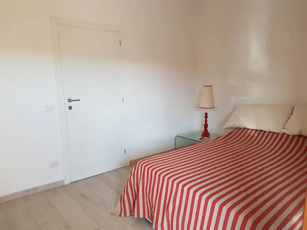 Charming Porto Santo Stefano Apartment With Pool Access