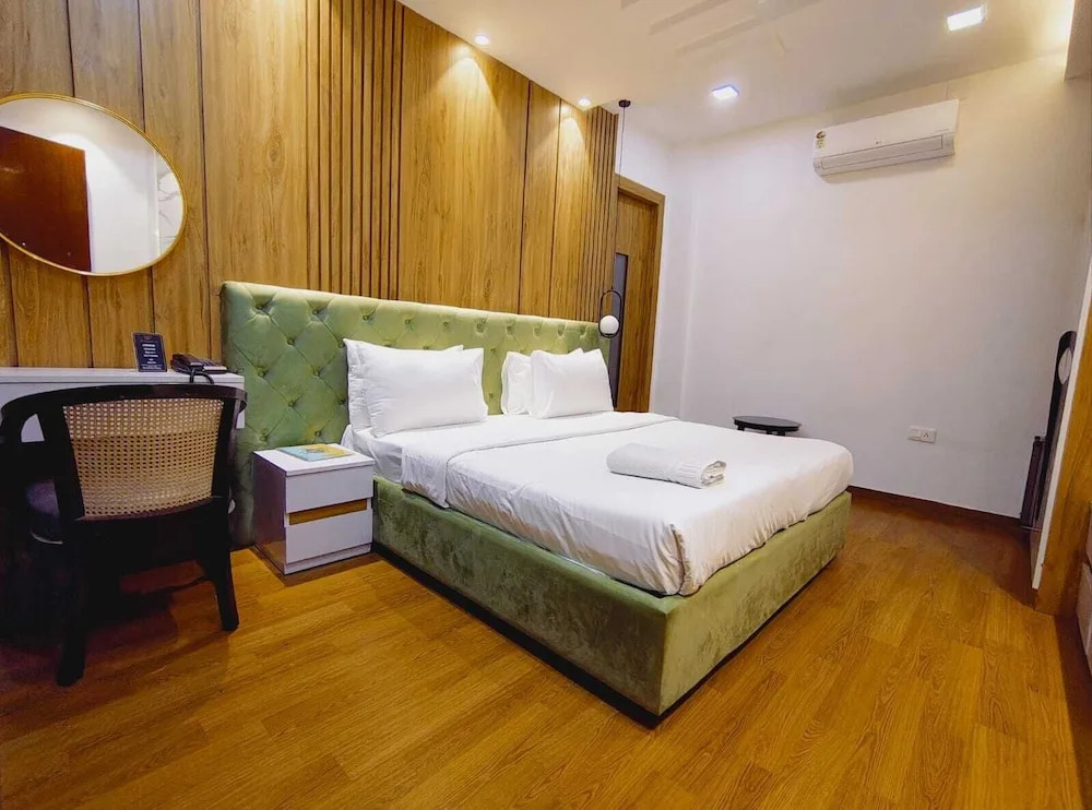 The Hoften Elite Millennium City, Gurugram