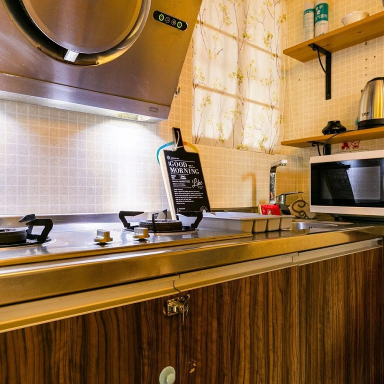 Intown City Apartment No. 39