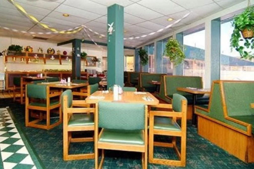 Quality Inn & Suites Airport