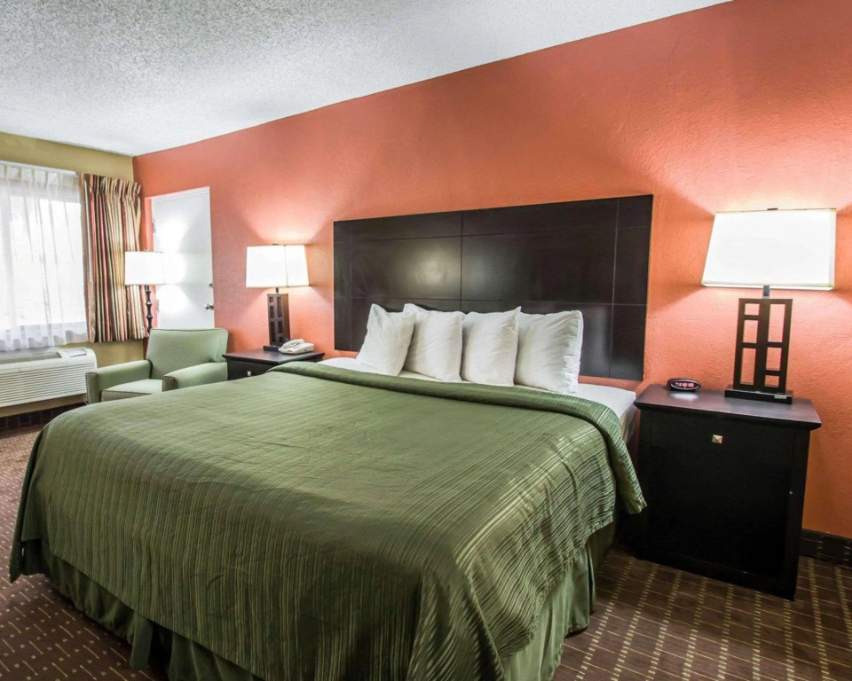 Quality Inn near Blue Spring