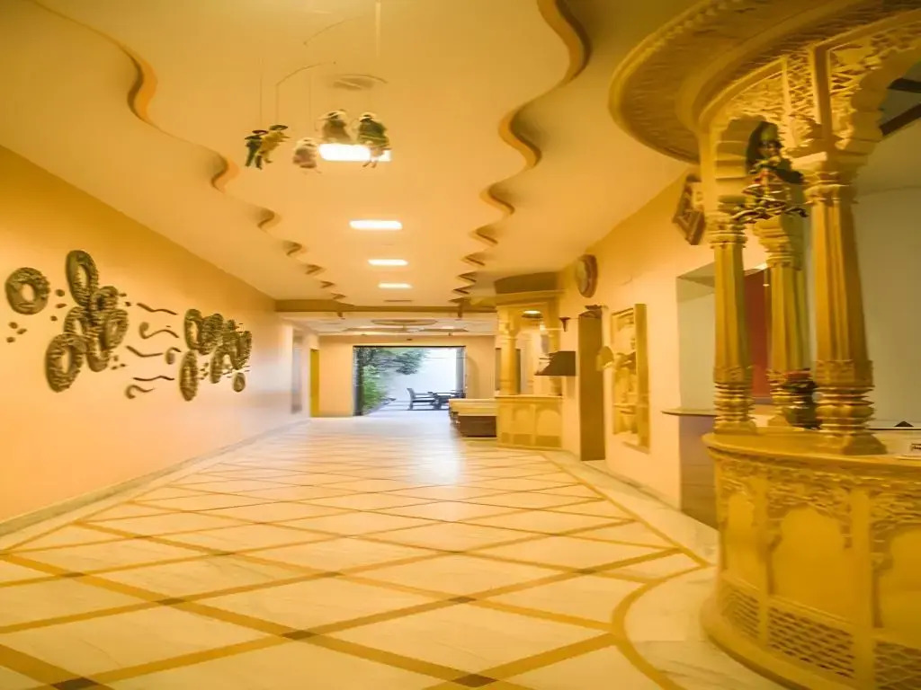 Hotel Priya
