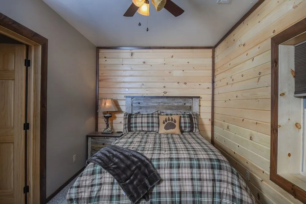 Hemlock Hideaway