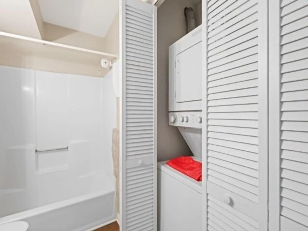 Island North 14c - 2nd Row Stunner! Relax In Comfort After Your Days In The Sun 2 Bedroom Condo by RedAwning