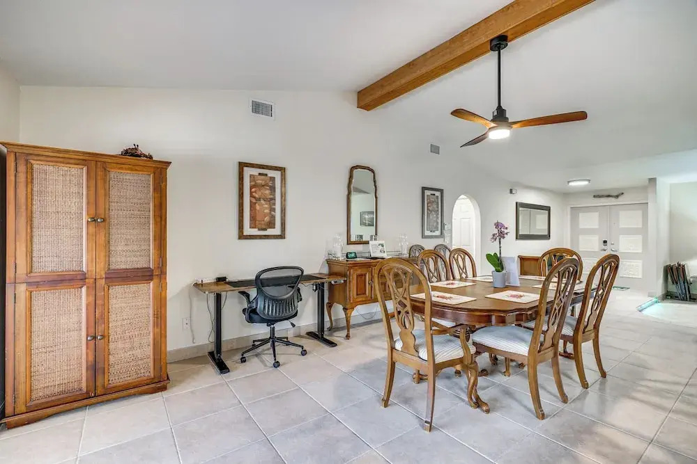 4 Mi to Beach: Coastal Cape Coral Home