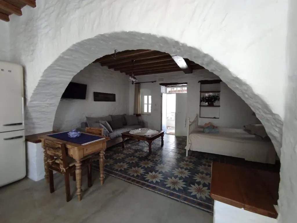Traditional Suites in Chora Kythnos #1