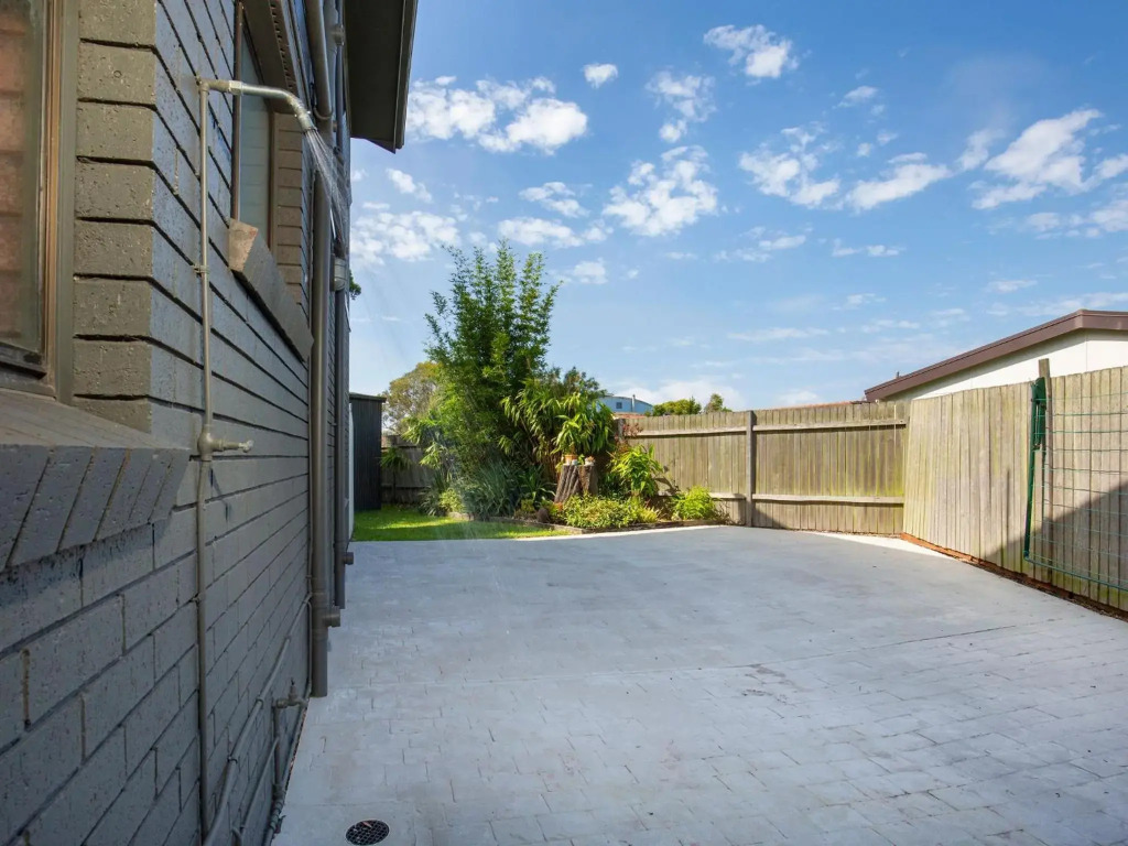 Saltbush Cottage Pet Friendly 1 Min Walk to Beach
