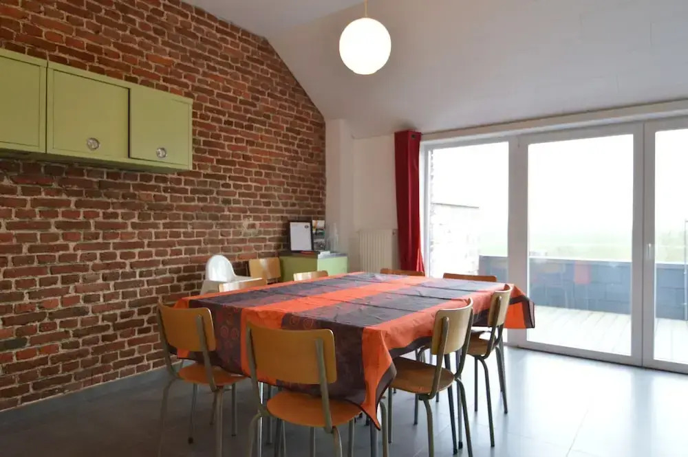 A Cosy Vintage Loft to Discover, Ideal for Exploring the Region by Bike