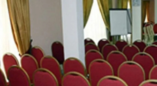 Serena Palace Hotel