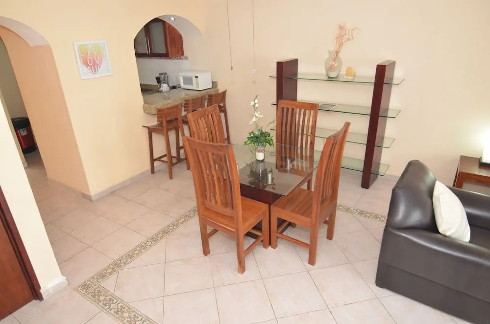 3 Br Apartment 2 Bathr Rinconada Del Sol