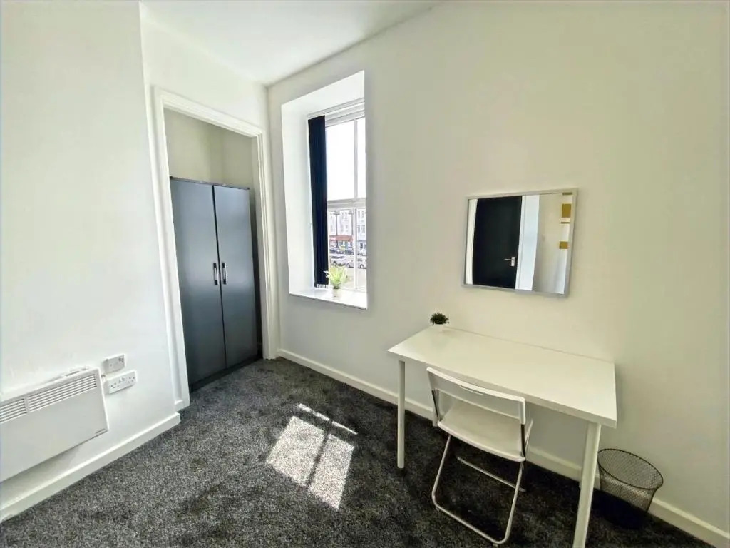 The Brook - LONG STAY OFFER - Sleeps 6 - Central House by CTO Serviced Apartments