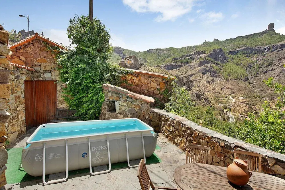 Rural House Pepita Flores