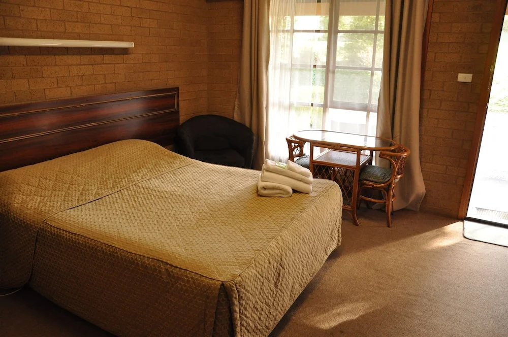 Miners Retreat Motel